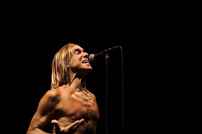 2010-05-02 - Iggy & The Stooges från Hammersmith Apollo, London