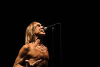 2010-05-02 - Iggy & The Stooges från Hammersmith Apollo, London