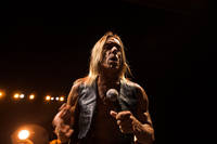 2010-05-02 - Iggy & The Stooges från Hammersmith Apollo, London