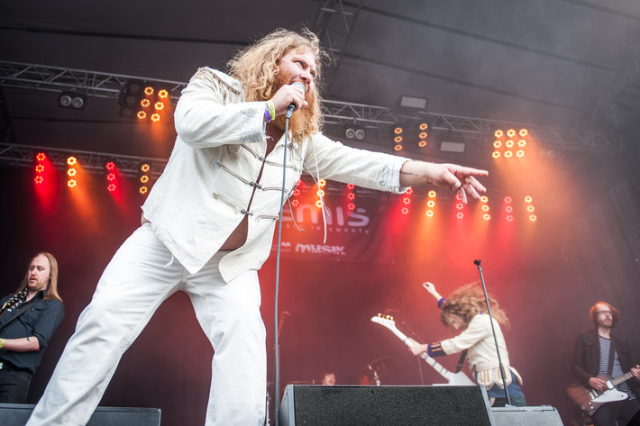 2014-06-05 - The Crystal Caravan från Sweden Rock Festival, Sölvesborg