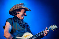 2014-06-07 - Ted Nugent från Sweden Rock Festival, Sölvesborg