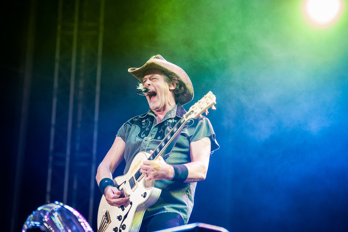 2014-06-07 - Ted Nugent från Sweden Rock Festival, Sölvesborg