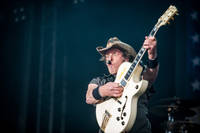 2014-06-07 - Ted Nugent från Sweden Rock Festival, Sölvesborg