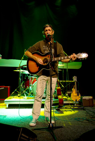 2014-06-22 - Doug Seegers från Guitars, Umeå