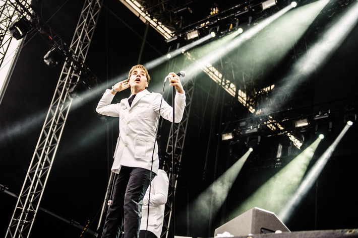 2014-06-27 - The Hives från Bråvalla, Norrköping
