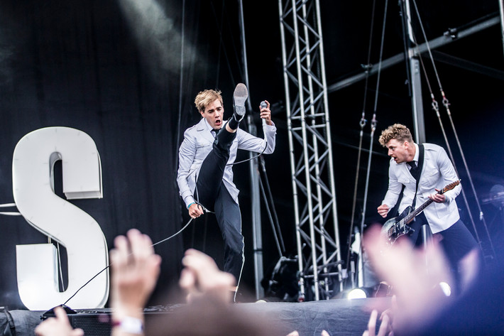 2014-06-27 - The Hives från Bråvalla, Norrköping