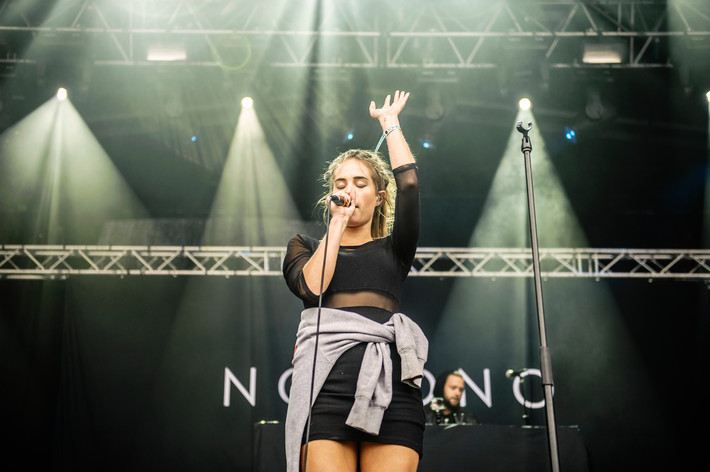 2014-06-28 - NONONO från Bråvalla, Norrköping