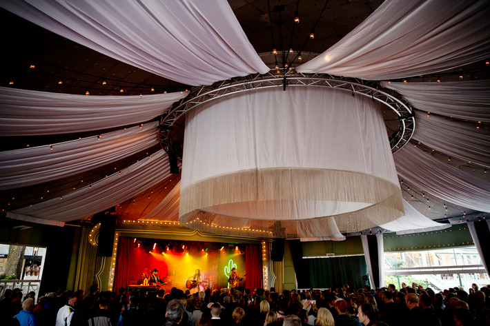 2014-07-01 - Kacey Musgraves från Gröna Lund, Stockholm