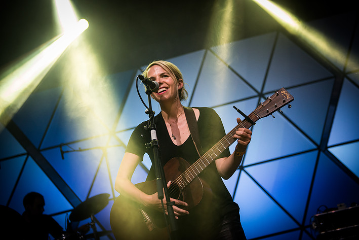 2014-07-04 - Aoife O'Donovan från Roskildefestivalen, Roskilde
