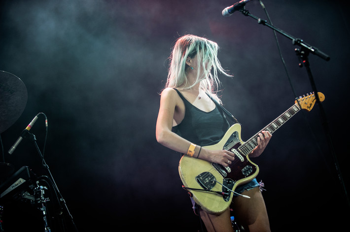 2014-07-04 - Warpaint från Roskildefestivalen, Roskilde