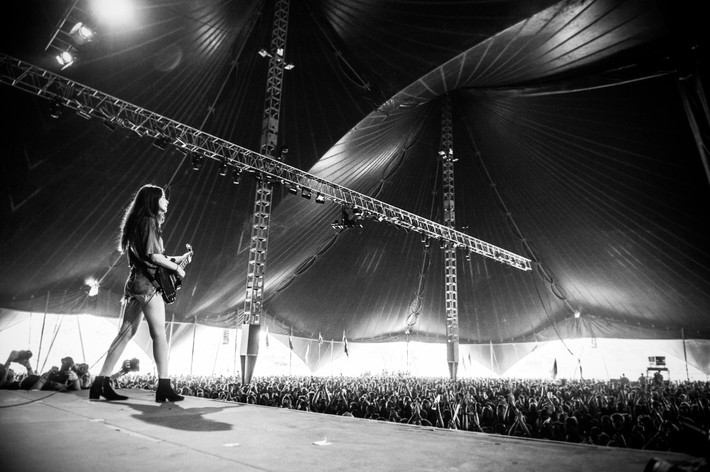2014-07-04 - Haim från Roskildefestivalen, Roskilde