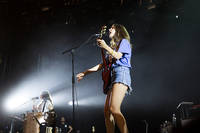 2014-07-04 - Haim från Roskildefestivalen, Roskilde