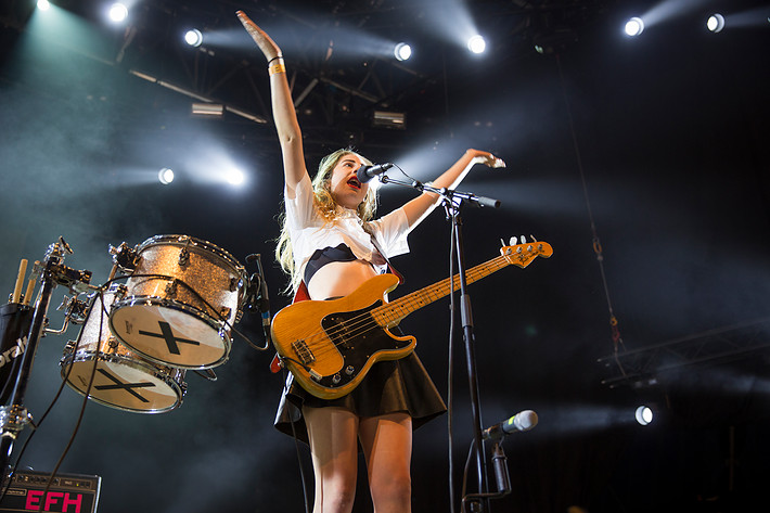 2014-07-04 - Haim från Roskildefestivalen, Roskilde