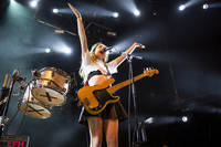 2014-07-04 - Haim från Roskildefestivalen, Roskilde