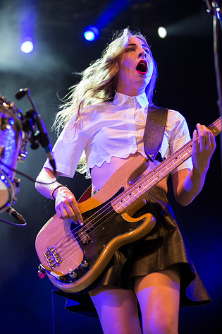 2014-07-04 - Haim från Roskildefestivalen, Roskilde