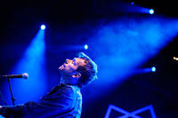 2014-07-04 - Damon Albarn från Roskildefestivalen, Roskilde