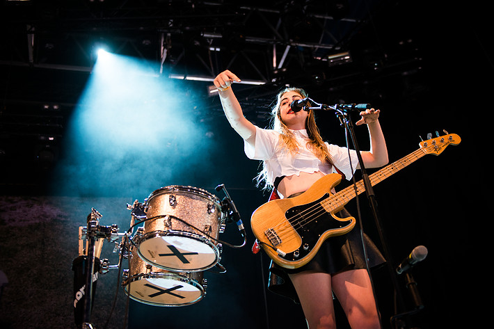 2014-07-04 - Haim från Roskildefestivalen, Roskilde