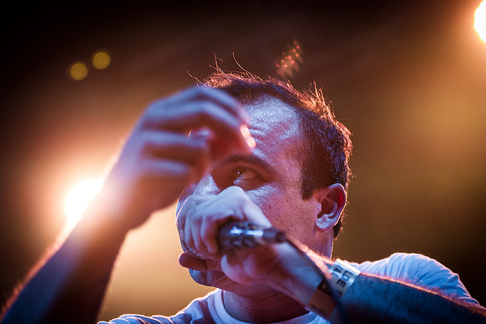 2014-07-03 - Future Islands från Roskildefestivalen, Roskilde