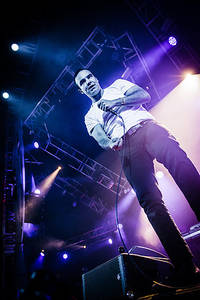 2014-07-03 - Future Islands från Roskildefestivalen, Roskilde