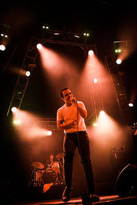 2014-07-03 - Future Islands från Roskildefestivalen, Roskilde