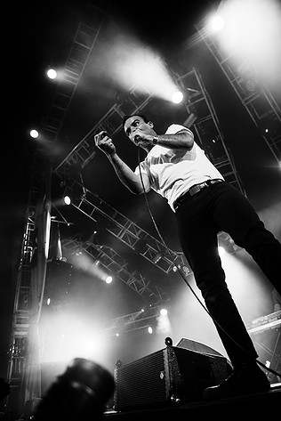 2014-07-03 - Future Islands från Roskildefestivalen, Roskilde