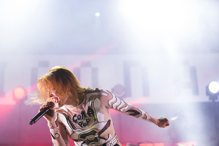 2014-07-05 - Icona Pop från Roskildefestivalen, Roskilde