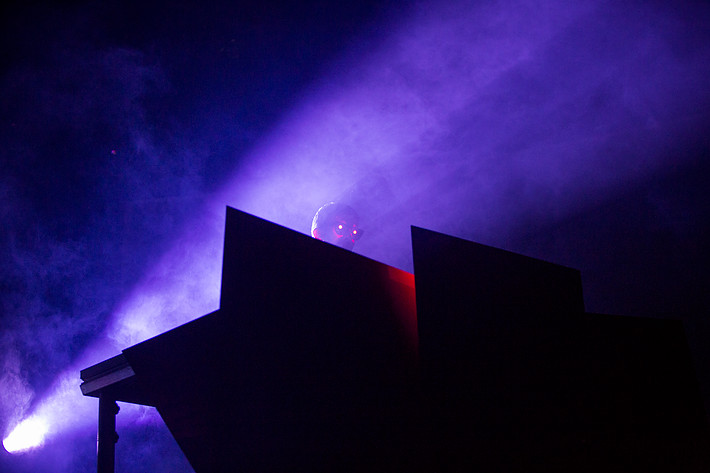 2014-07-04 - Kavinsky från Roskildefestivalen, Roskilde