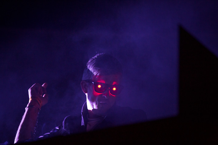 2014-07-04 - Kavinsky från Roskildefestivalen, Roskilde