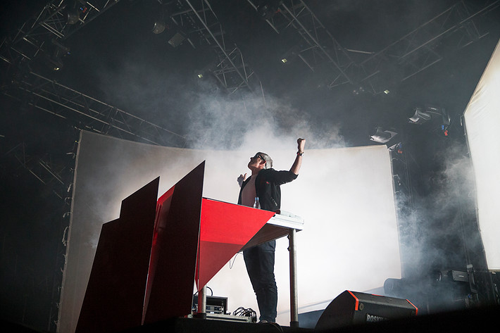 2014-07-04 - Kavinsky från Roskildefestivalen, Roskilde