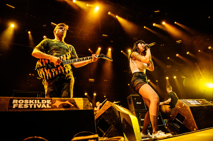 2014-07-05 - Sleigh Bells från Roskildefestivalen, Roskilde