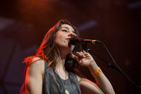 2014-07-06 - Julia Holter från Roskildefestivalen, Roskilde