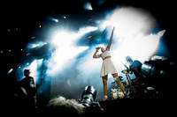 2014-07-06 - MØ från Roskildefestivalen, Roskilde