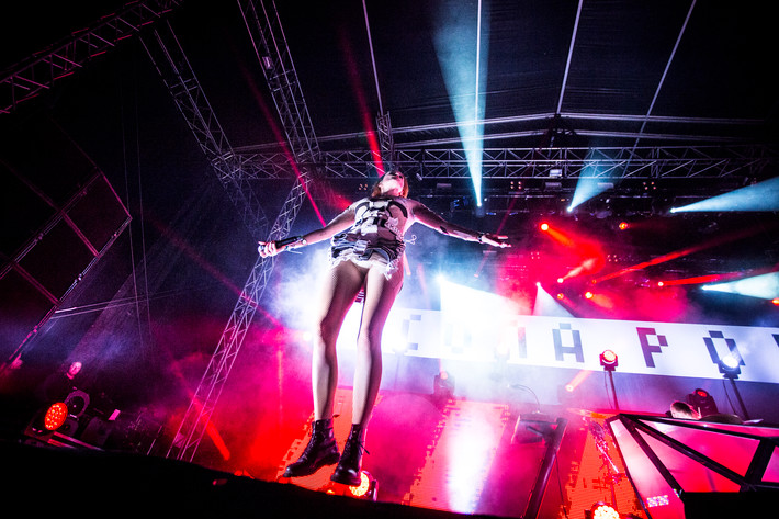 2014-07-12 - Icona Pop från Siesta!, Hässleholm