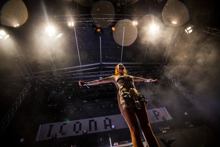 2014-07-12 - Icona Pop från Siesta!, Hässleholm