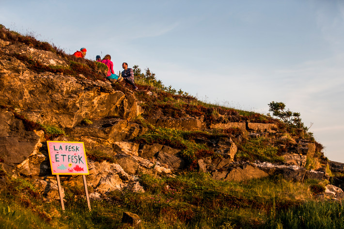 2014-07-12 - Områdesbilder från Trænafestivalen, Træna