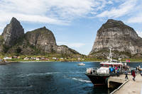 2014-07-12 - Områdesbilder från Trænafestivalen, Træna