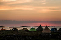 2014-07-12 - Områdesbilder från Trænafestivalen, Træna