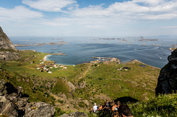 2014-07-12 - Områdesbilder från Trænafestivalen, Træna