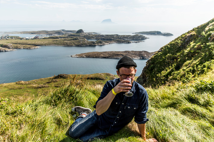 2014-07-12 - Områdesbilder från Trænafestivalen, Træna