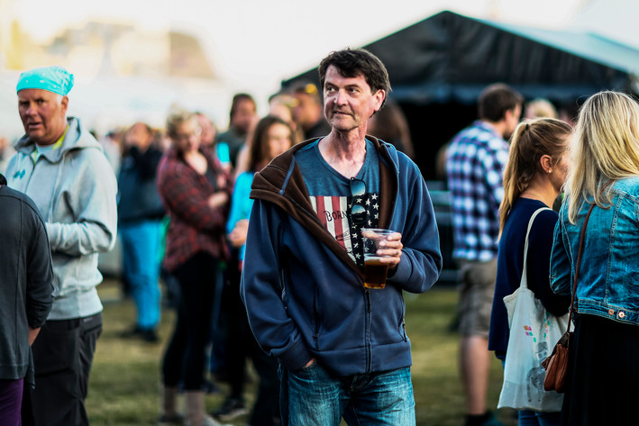 2014-07-12 - Områdesbilder från Trænafestivalen, Træna