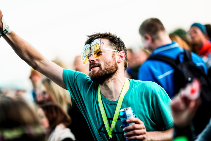 2014-07-12 - Områdesbilder från Trænafestivalen, Træna