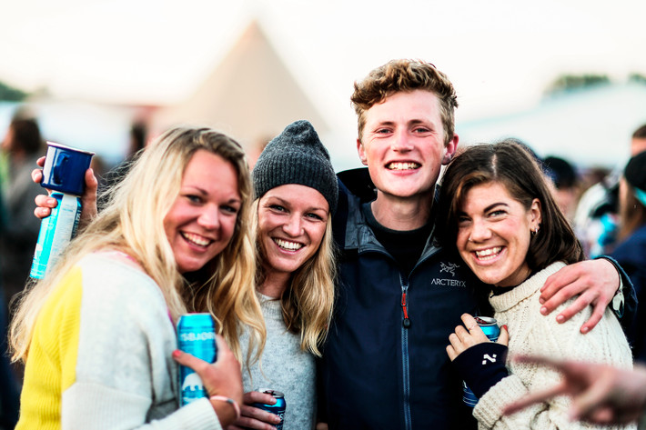 2014-07-12 - Områdesbilder från Trænafestivalen, Træna