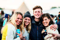 2014-07-12 - Områdesbilder från Trænafestivalen, Træna