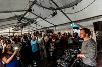 2014-07-12 - Områdesbilder från Trænafestivalen, Træna