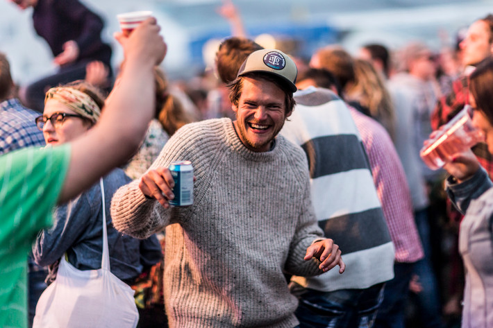 2014-07-12 - Områdesbilder från Trænafestivalen, Træna