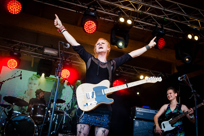 2014-07-25 - Billie the Vision & the Dancers från Emmabodafestivalen, Emmaboda