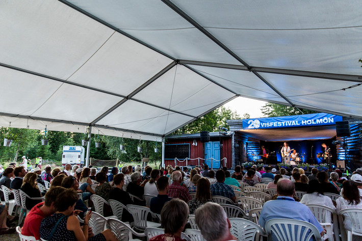 2014-07-25 - Frida Selander från Visfestivalen, Holmön