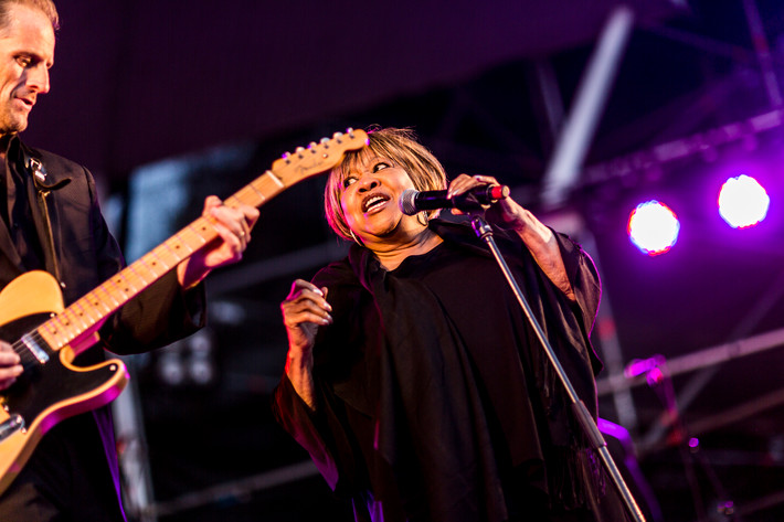 2014-08-01 - Mavis Staples från Storsjöyran, Östersund