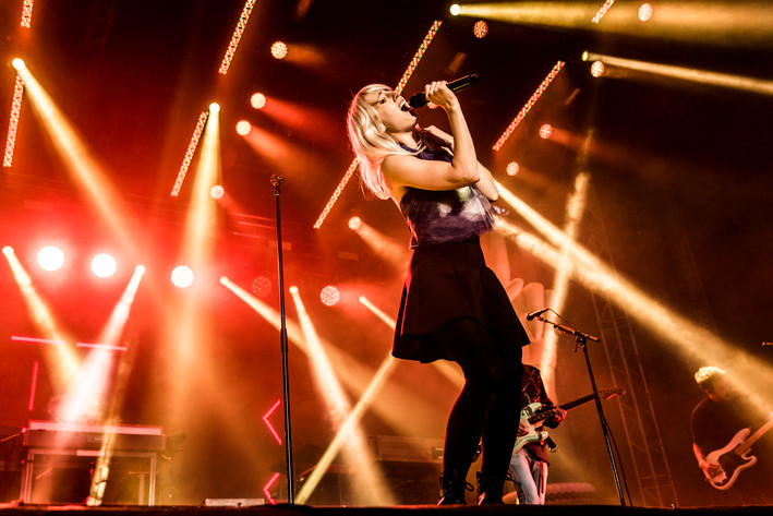 2014-08-01 - Veronica Maggio från Storsjöyran, Östersund
