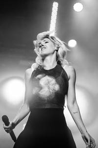 2014-08-01 - Veronica Maggio från Storsjöyran, Östersund